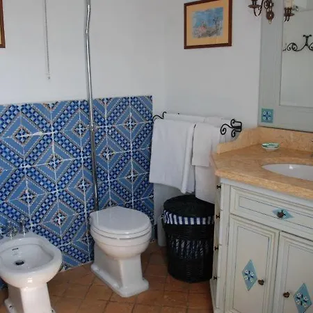 Sleeps 12 Pool Air Con Wifi Todi