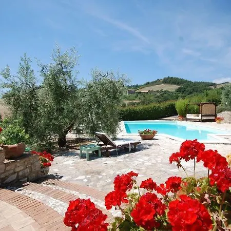 Sleeps 12 Pool Air Con Wifi Willa